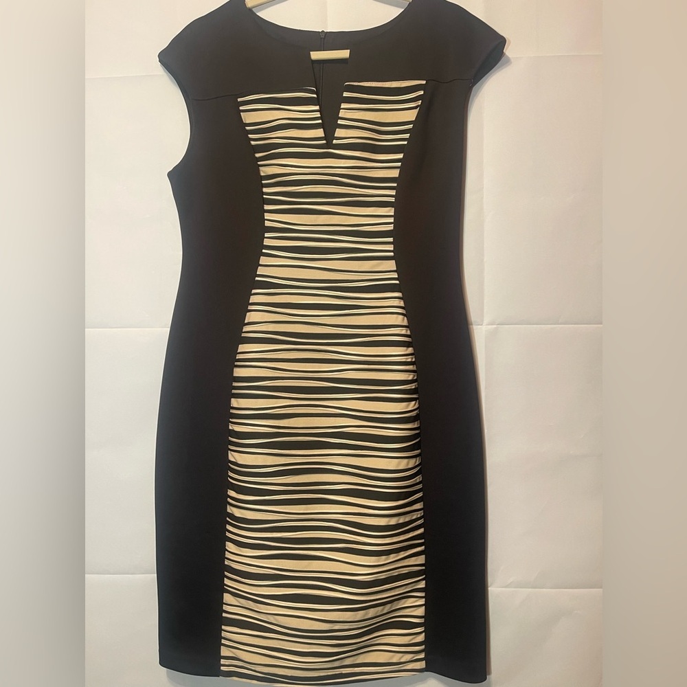 Connected Apparel ,Elegant Black and Cream Dress